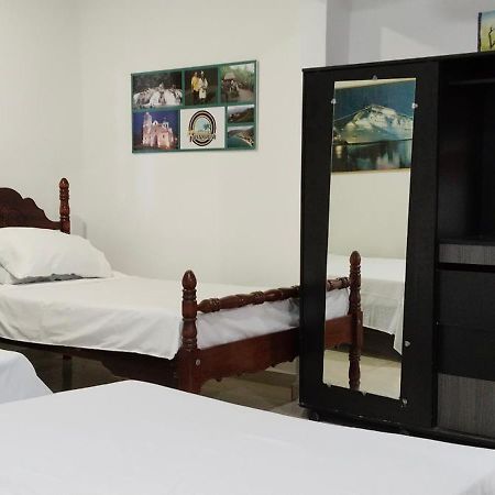 Hotel Turispanish Santa Marta  Buitenkant foto