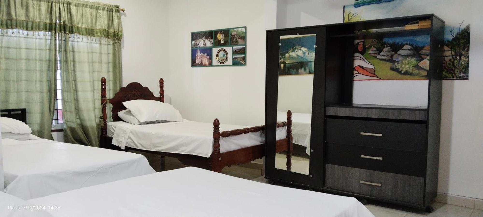 Hotel Turispanish Santa Marta  Buitenkant foto