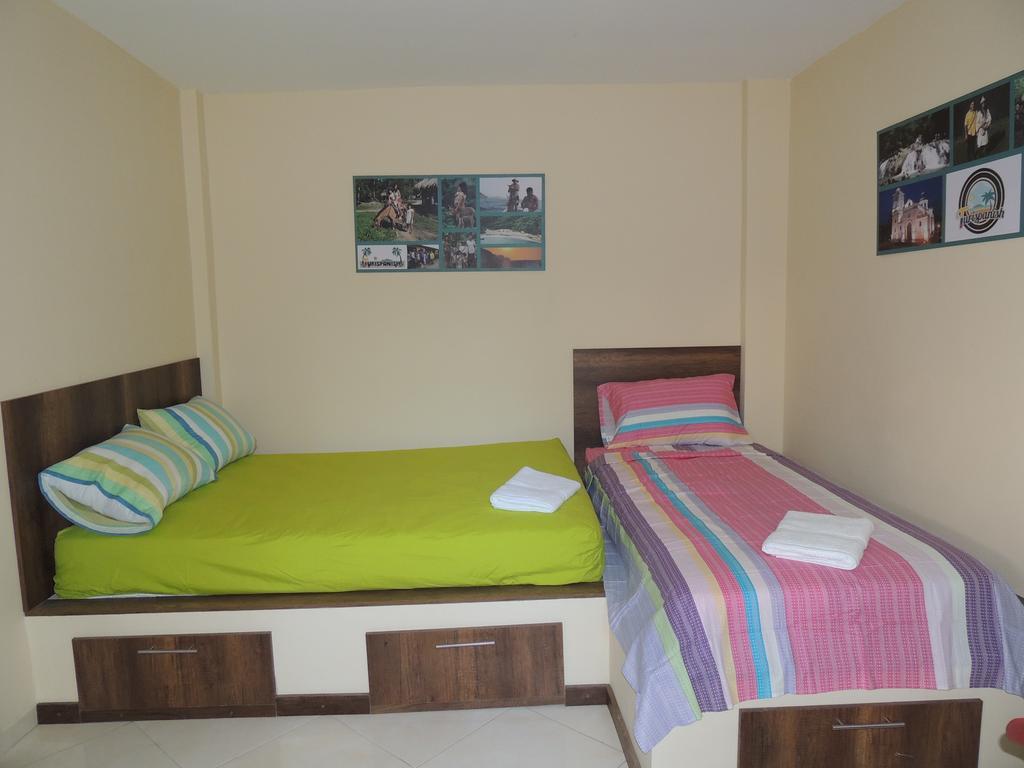 Hotel Turispanish Santa Marta  Buitenkant foto